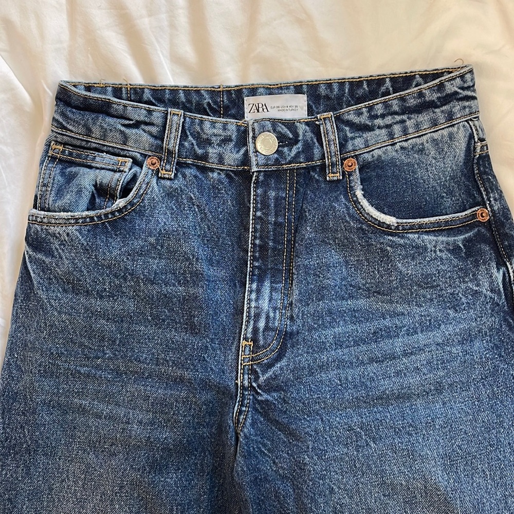 Zara hi rise Jeans size 4